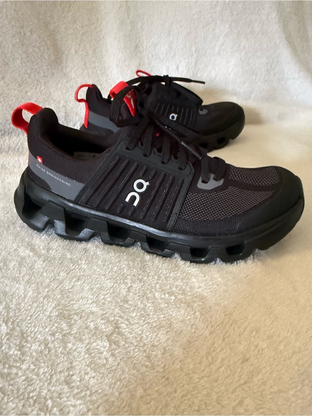 Youth size 5 On Running Cloud Black Red Kids Running Shoes